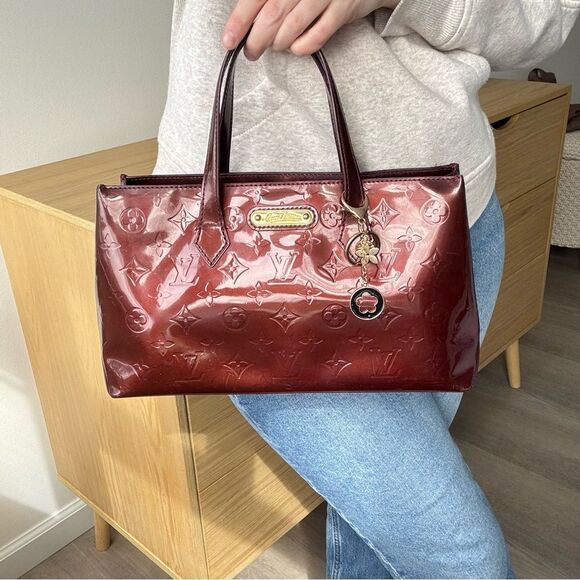 ✅AUTHENTIC✅ LOUIS VUITTON WILSHIRE PM BORDEAUX VERNIS - Picture 15 of 15